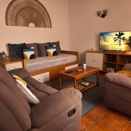 Casa Poco Azul * Achadinha