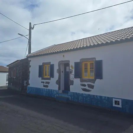 Casa Poco Azul * Achadinha